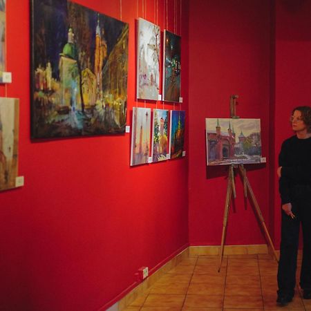 Art Inn Space Красков Екстериор снимка